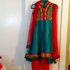 Indian dress and pants size small